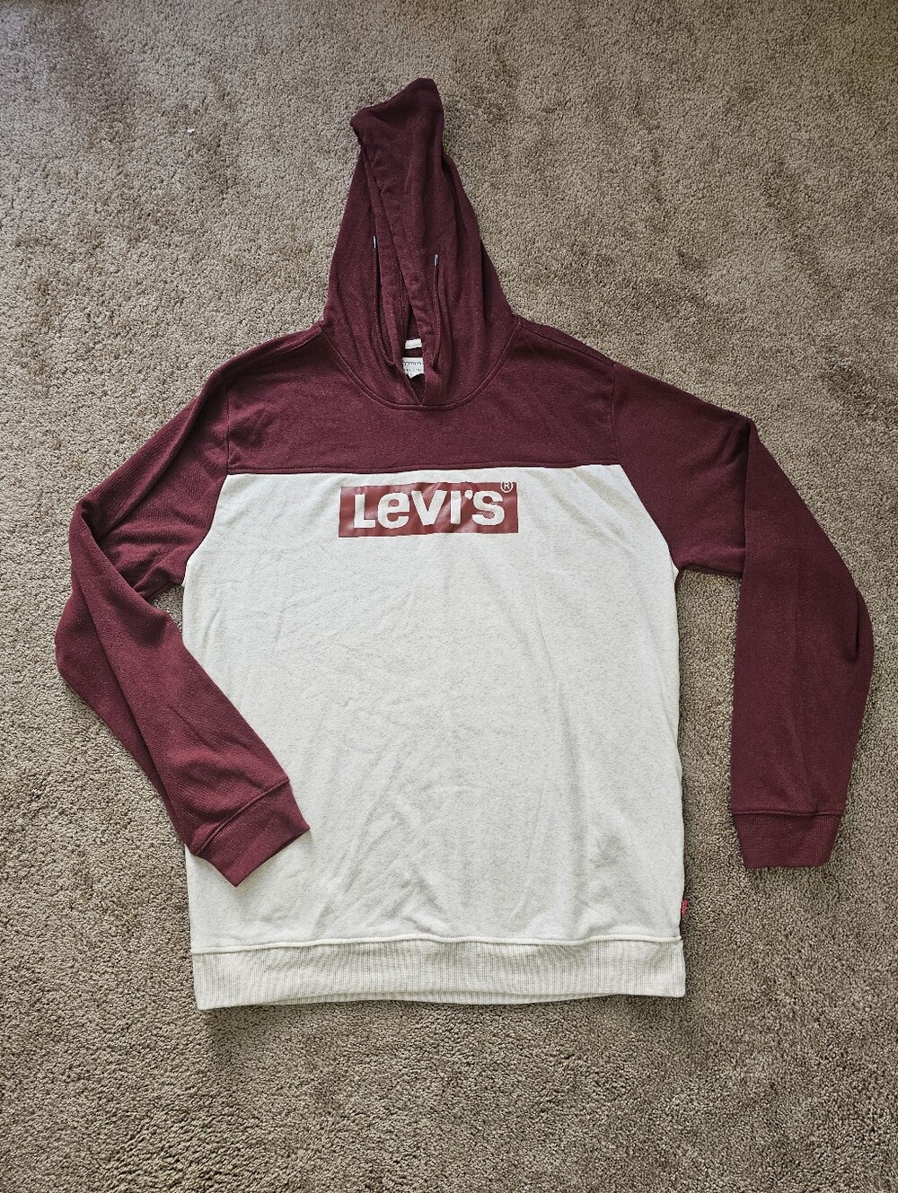 Levi's Two-Tone Maroon and Cream Hooded Pullover